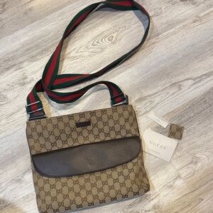Gucci Beige and Brown GG Shoulder Bag